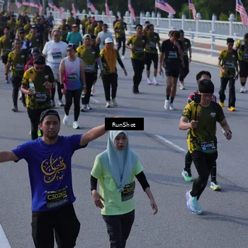 Runner Photo 7165256