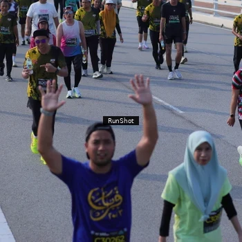 Runner Photo 7165411