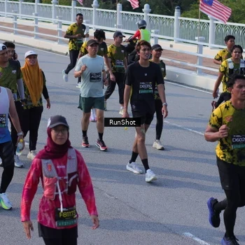 Runner Photo 7165589
