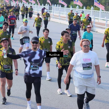 Runner Photo 7165863