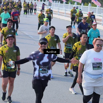 Runner Photo 7165905