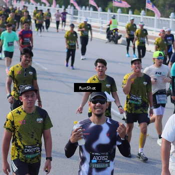Runner Photo 7165938