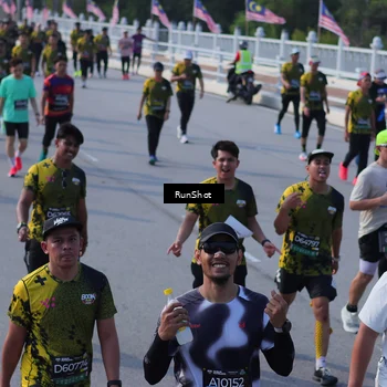 Runner Photo 7166156