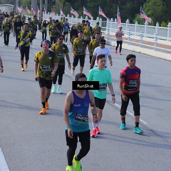 Runner Photo 7166421