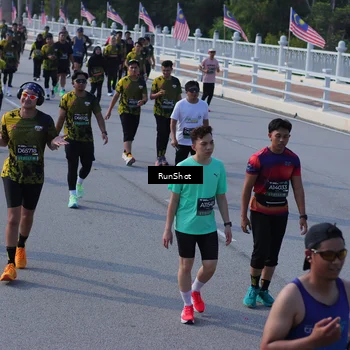 Runner Photo 7166455