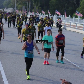 Runner Photo 7166484