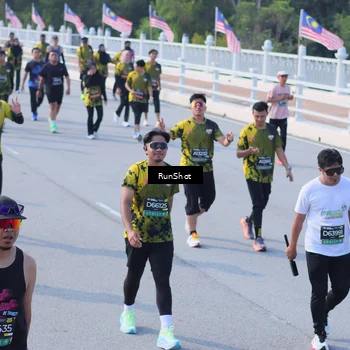Runner Photo 7166865