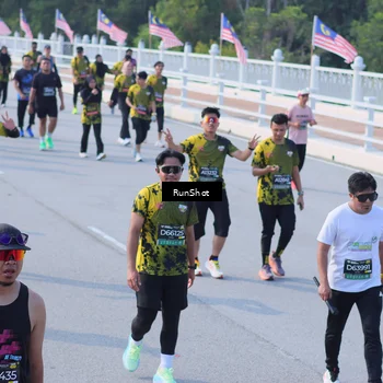 Runner Photo 7166868
