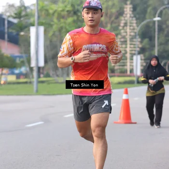 Runner Photo 7167039