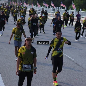 Runner Photo 7167090