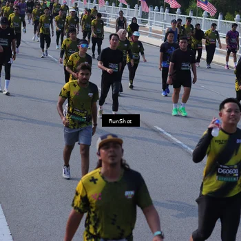 Runner Photo 7167118