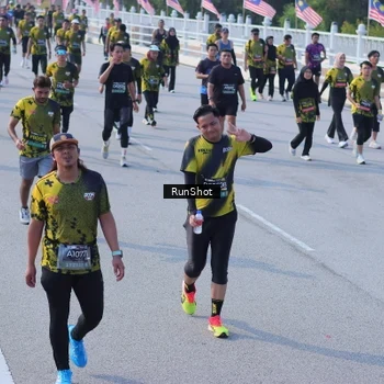 Runner Photo 7167134