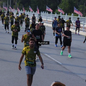 Runner Photo 7167290