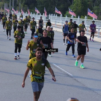 Runner Photo 7167291