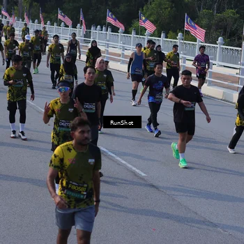 Runner Photo 7167296