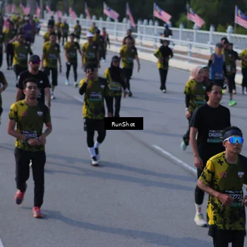 Runner Photo 7167375
