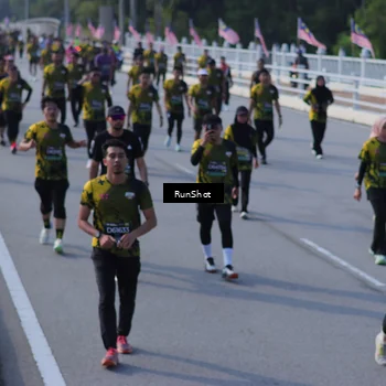 Runner Photo 7167382