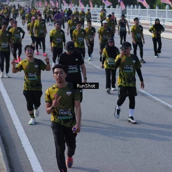Runner Photo 7167478