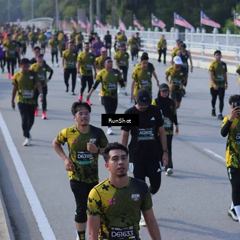 Runner Photo 7167662