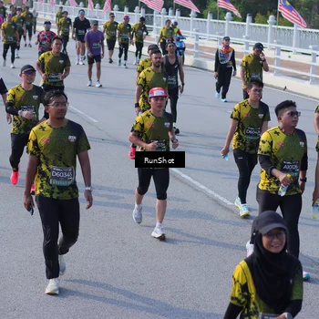 Runner Photo 7167894