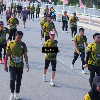 Runner Photo 7167918