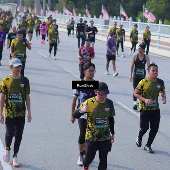 Runner Photo 7167990