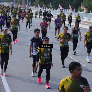 Runner Photo 7168012