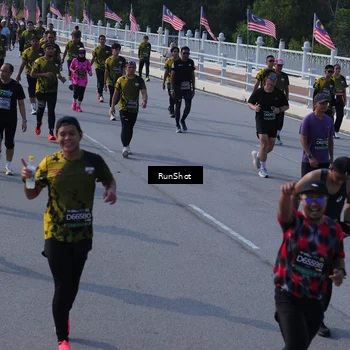 Runner Photo 7168072