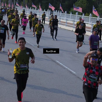 Runner Photo 7168073