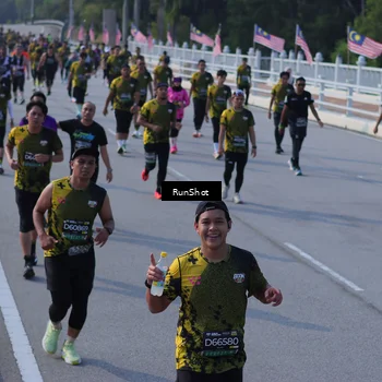 Runner Photo 7168078