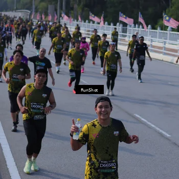 Runner Photo 7168082