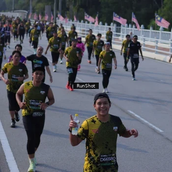Runner Photo 7168085