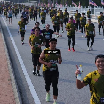 Runner Photo 7168087
