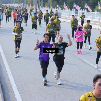 Runner Photo 7168474
