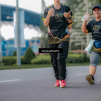 Runner Photo 7168598