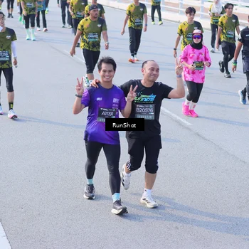 Runner Photo 7168674