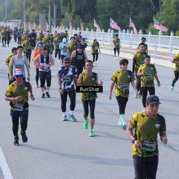 Runner Photo 7169538