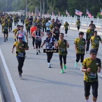Runner Photo 7169551