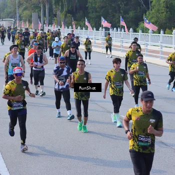 Runner Photo 7169591
