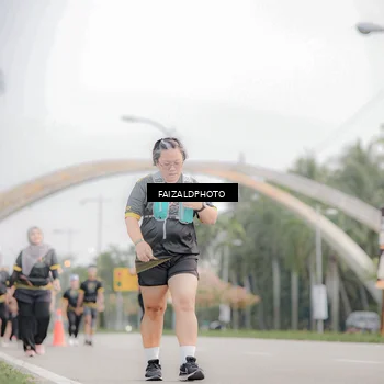 Runner Photo 7169691