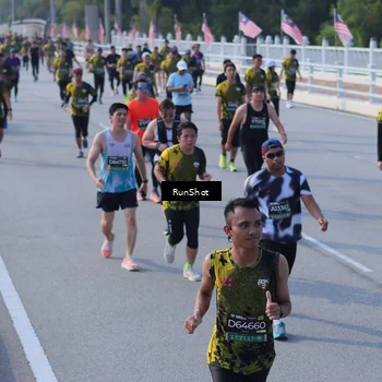 Runner Photo 7169749