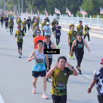 Runner Photo 7170051