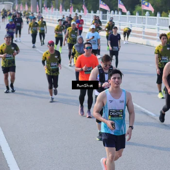 Runner Photo 7170063