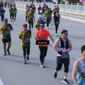 Runner Photo 7170198