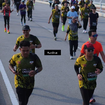 Runner Photo 7170273