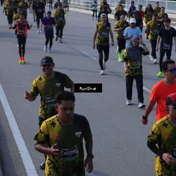 Runner Photo 7170279