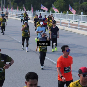 Runner Photo 7170314