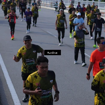 Runner Photo 7170326