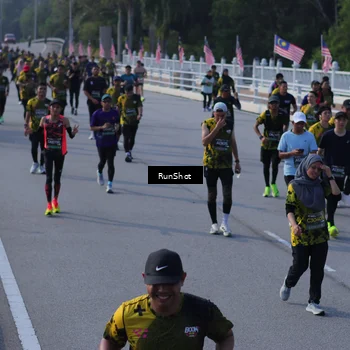 Runner Photo 7170343