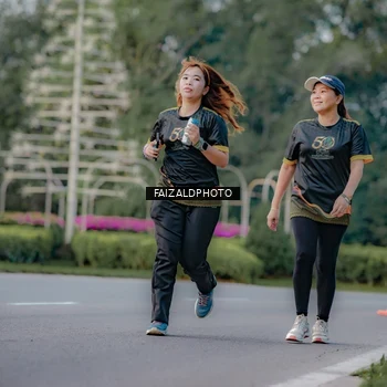 Runner Photo 7170406